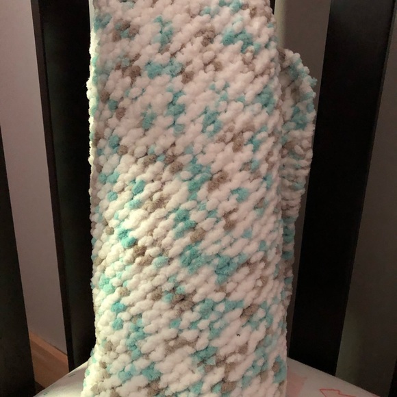 Knitted Baby Blanket - Picture 3 of 4